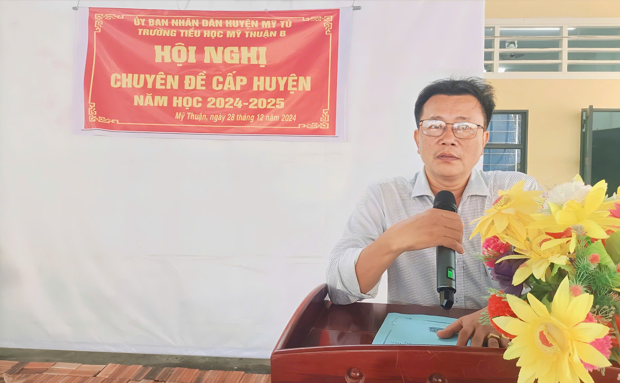 Hội nghị chuyên đề “Dạy học tích hợp nhằm phát triển phẩm chất, năng lực học sinh theo Chương trình Giáo dục phổ thông 2018” cấp huyện năm học 2024-2025.