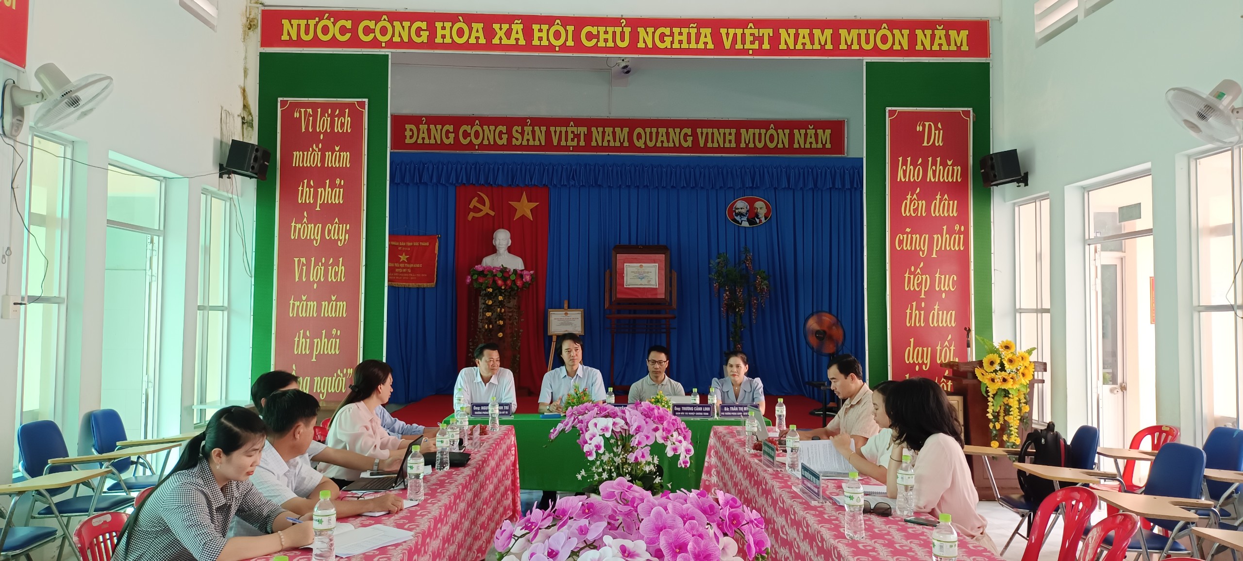 Khảo sát sơ bộ Chương trình “Thư viện thân thiện trường tiểu học” tại các đơn vị trên địa bàn huyện Mỹ Tú