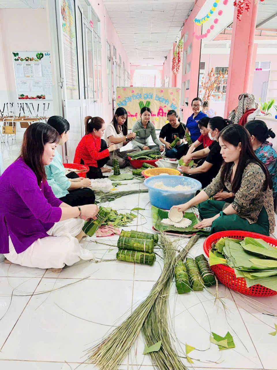 CÁC TRƯỜNG HỌC TRÊN ĐỊA BÀN HUYỆN MỸ TÚ RỘN RÀNG MỪNG ĐẢNG - MỪNG XUÂN NĂM 2025